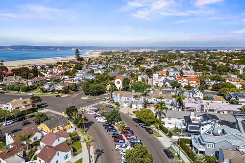 View/Area - 1074 Isabella Ave, Coronado, CA 92118 photo 3 of 3