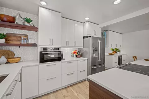 Kitchen - 1074 Isabella Ave, Coronado, CA 92118 photo 1 of 2