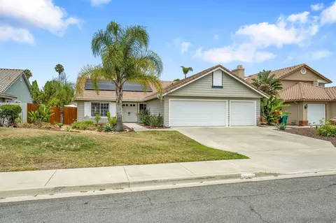 5521 Daybreak Ct, Oceanside, CA 92057 photo 2