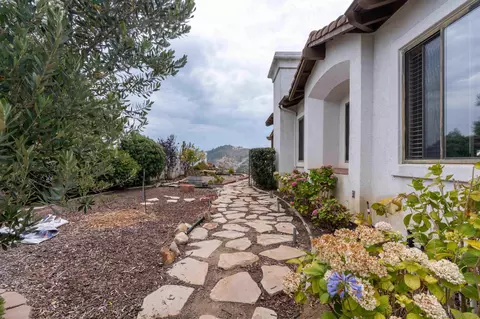 3862 Flowerwood Ln, Fallbrook, CA 92028 photo 29