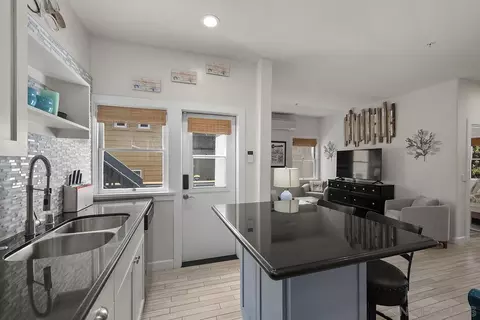Kitchen - 1106 4th St #4, Coronado, CA 92118 photo 5 of 5