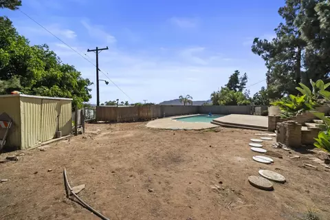 Exterior - 12049 Coping Pl, Lakeside, CA 92040 photo 3 of 5