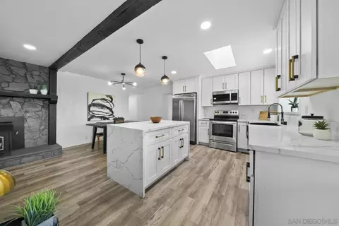 Kitchen - 12049 Coping Pl, Lakeside, CA 92040 photo 1 of 3
