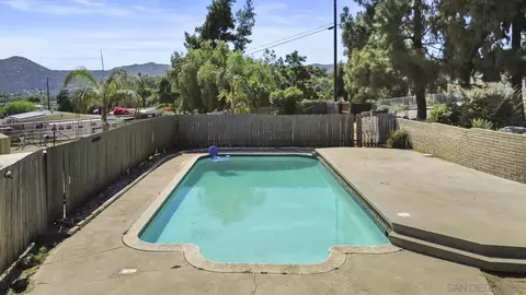 Exterior - 12049 Coping Pl, Lakeside, CA 92040 photo 2 of 5