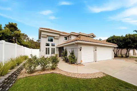 Exterior - 1231 Calle Ultimo, Oceanside, CA 92056 photo 5 of 10