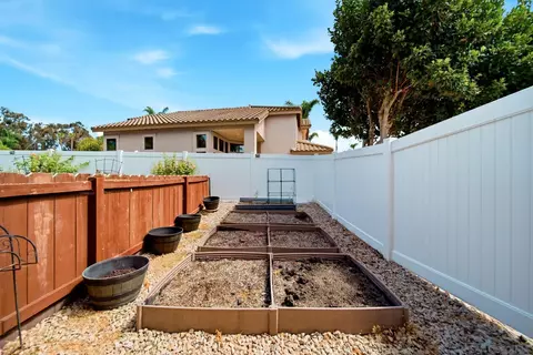 Exterior - 1231 Calle Ultimo, Oceanside, CA 92056 photo 10 of 10