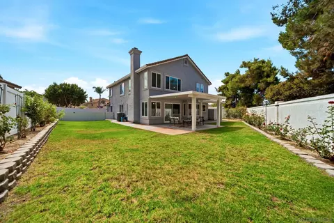 Exterior - 1231 Calle Ultimo, Oceanside, CA 92056 photo 7 of 10