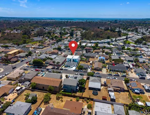 2722 Nye St, San Diego, CA 92111
