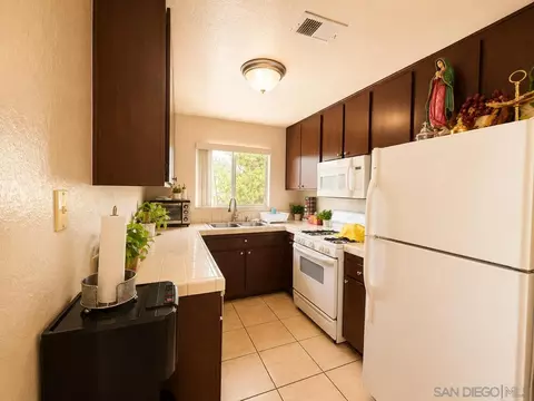 Kitchen - 360 Claydelle Ave, El Cajon, CA 92020 photo 3 of 3