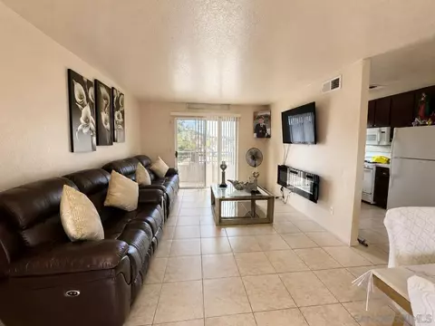 Living - 360 Claydelle Ave, El Cajon, CA 92020 photo 3 of 5