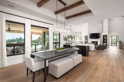 Dining - 3043 Via Montevina, Fallbrook, CA 92028 photo 1 of 2