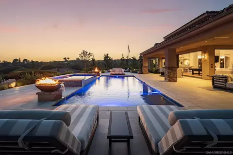 Exterior - 3043 Via Montevina, Fallbrook, CA 92028 photo 1 of 6