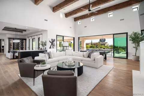 Living - 3043 Via Montevina, Fallbrook, CA 92028 photo 1 of 2