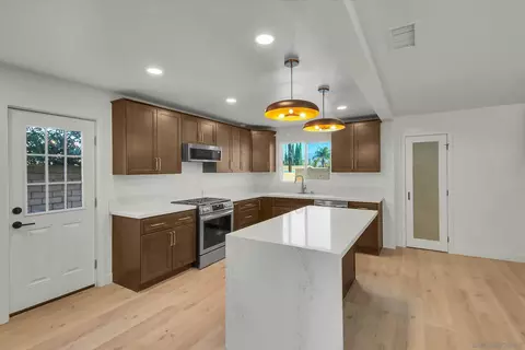 219 Ryan St, Redlands, CA 92374 photo 9