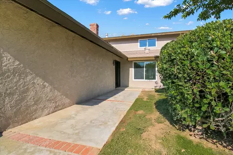 219 Ryan St, Redlands, CA 92374 photo 4