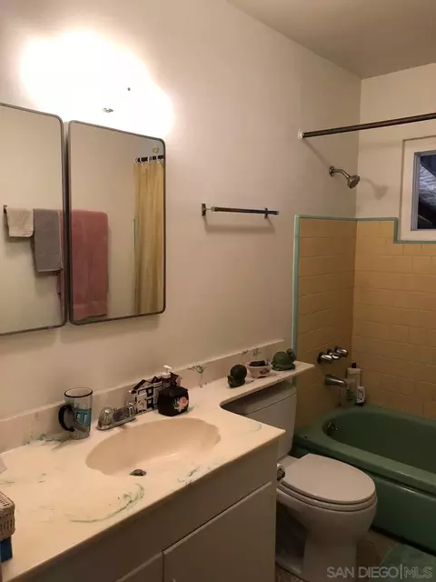 Bath - 1223 Coral, El Cajon, CA 92021 photo 2 of 2