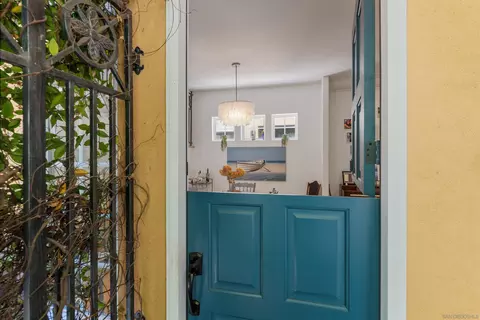 Entry Way - 227 C Ave, Coronado, CA 92118 photo 2 of 3