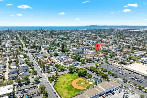 View/Area - 227 C Ave, Coronado, CA 92118 photo 6 of 7