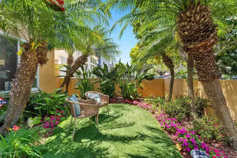 Exterior - 227 C Ave, Coronado, CA 92118 photo 3 of 12