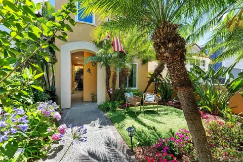 Exterior - 227 C Ave, Coronado, CA 92118 photo 4 of 12