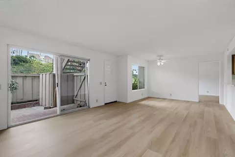 4030 Porte La Paz #90, San Diego, CA 92122