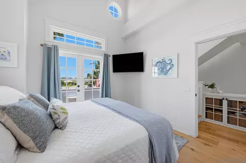 Bedroom - 339 Palm, Coronado, CA 92118 photo 5 of 6
