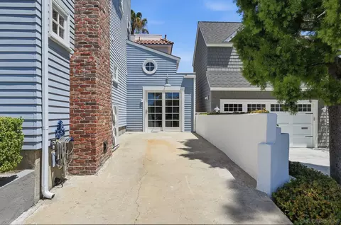 Exterior - 339 Palm, Coronado, CA 92118 photo 17 of 22