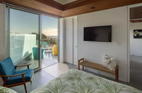 Bedroom - 1956 Seaview Ave, Del Mar, CA 92014 photo 1 of 3