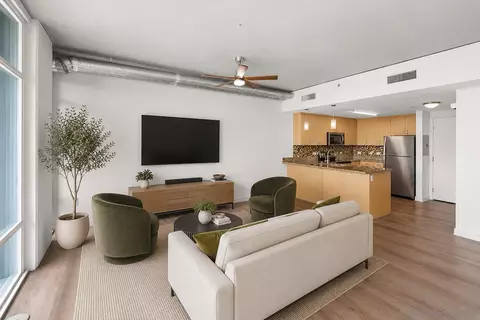 1080 Park Blvd #913, San Diego, CA 92101