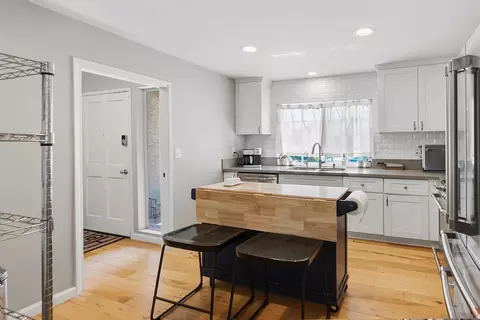 Kitchen - 13363 Via Mark, Poway, CA 92064 photo 2 of 5