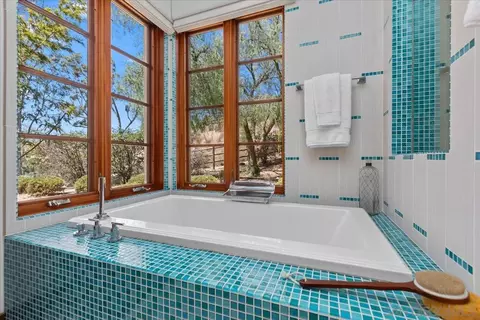 Bath - 20391 Rancho Villa, Ramona, CA 92065 photo 3 of 7
