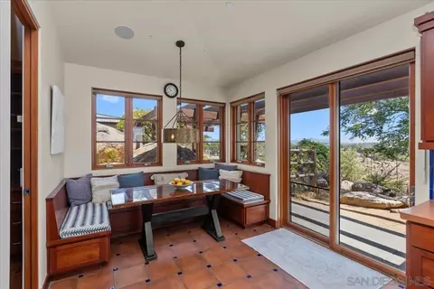 Dining - 20391 Rancho Villa, Ramona, CA 92065 photo 4 of 4