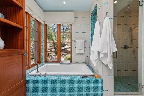 Bath - 20391 Rancho Villa, Ramona, CA 92065 photo 2 of 7
