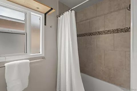 Bath - 278 C Ave, Coronado, CA 92118 photo 1 of 1