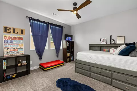 Bedroom - 35829 Bay Sable Ln, Fallbrook, CA 92028 photo 3 of 4
