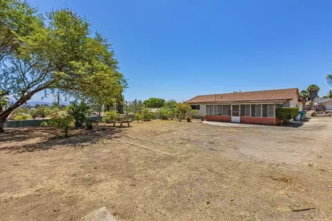 5130 E Parker St, Oceanside, CA 92057 photo 2