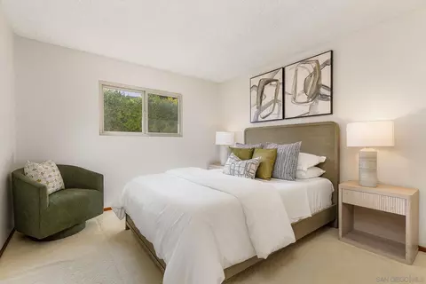 Bedroom - 1007 Passiflora Ave, Encinitas, CA 92024 photo 6 of 6