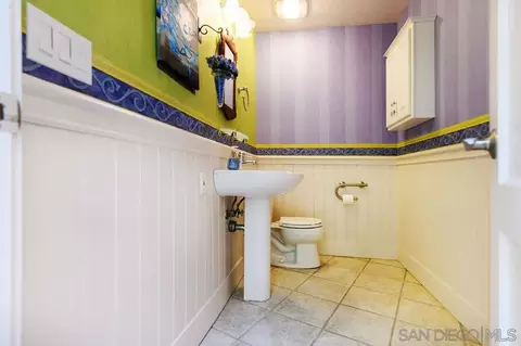 Bath - 9707 Shadow Rd, La Mesa, CA 91941 photo 9 of 10