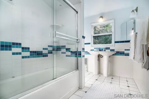 Bath - 9707 Shadow Rd, La Mesa, CA 91941 photo 1 of 10