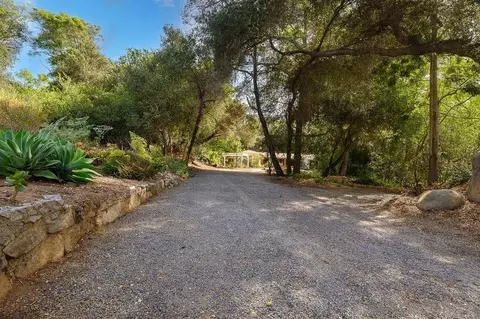 Exterior - 9707 Shadow Rd, La Mesa, CA 91941 photo 2 of 26