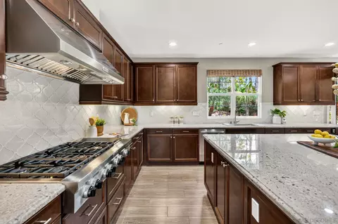Kitchen - 817 Dolphin, Encinitas, CA 92024 photo 6 of 9