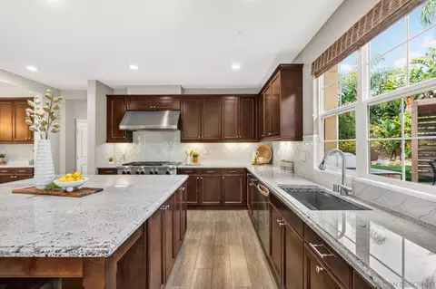 Kitchen - 817 Dolphin, Encinitas, CA 92024 photo 2 of 9