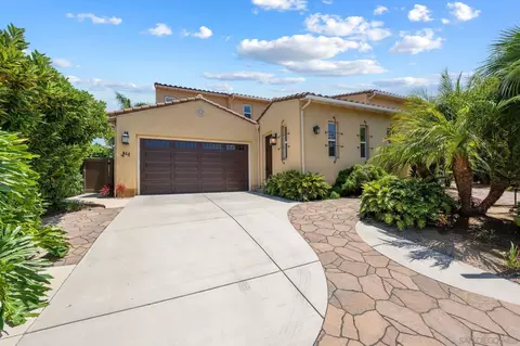 Exterior - 817 Dolphin, Encinitas, CA 92024 photo 1 of 16