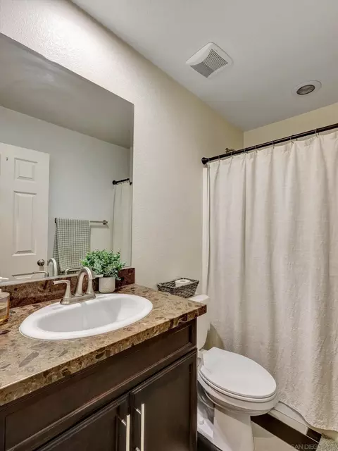 Bath - 13589 Sohail, Lakeside, CA 92040 photo 2 of 7