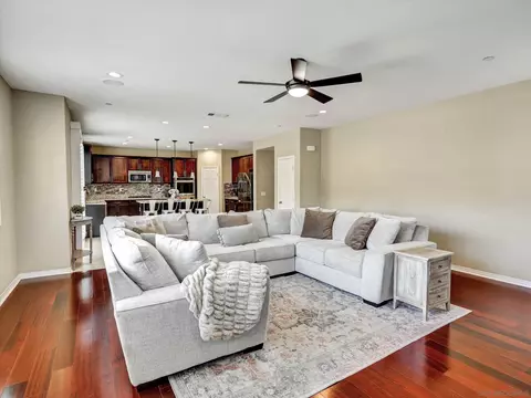 Living - 13589 Sohail, Lakeside, CA 92040 photo 5 of 9