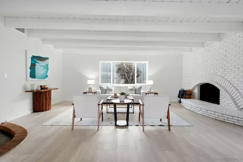 Living - 8832 Greenridge Ave, Spring Valley, CA 91977 photo 1 of 3