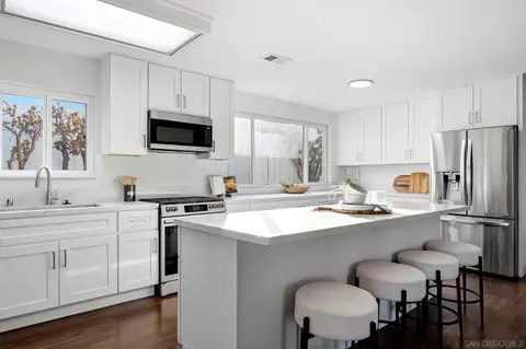 Kitchen - 8832 Greenridge Ave, Spring Valley, CA 91977 photo 4 of 4