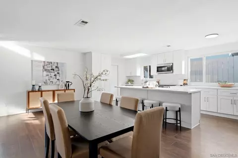 Dining - 8832 Greenridge Ave, Spring Valley, CA 91977 photo 2 of 4