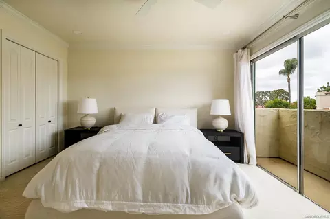 Bedroom - 6117 La Flecha, Rancho Santa Fe, CA 92067 photo 1 of 3
