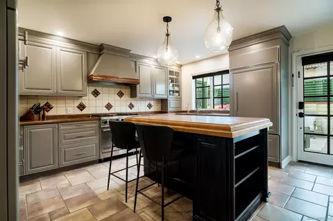 Kitchen - 6117 La Flecha, Rancho Santa Fe, CA 92067 photo 1 of 5